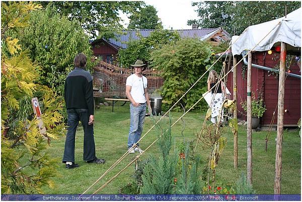 Earthdance -Trommer for fred - �byh�j - Denmark 17-18 september 2005. IMG_9352.JPG