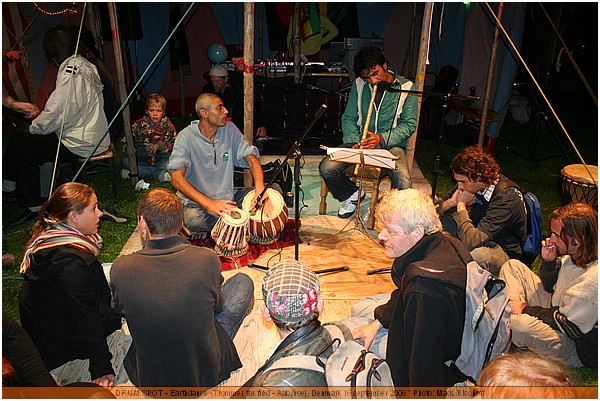 DRUM SPOT - Earthdance -Trommer for fred - Aabyhoej, Denmark 16 september 2006 IMG_6958.JPG