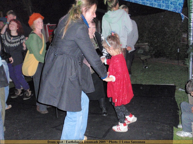 Drum spot / Earthdance Denmark 2009 * Photo � Lena S�rensen  P9260107.JPG