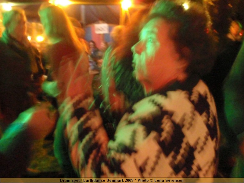 Drum spot / Earthdance Denmark 2009 * Photo � Lena S�rensen  P9260122.JPG