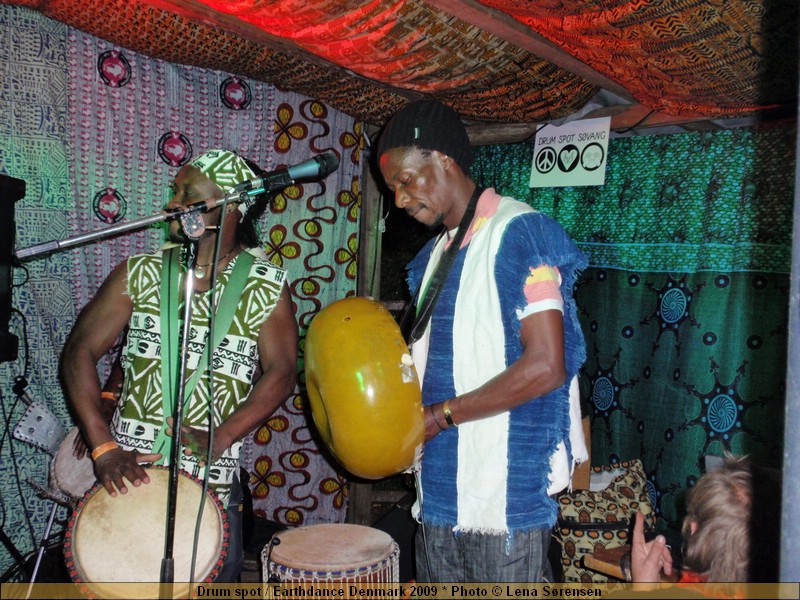 Drum spot / Earthdance Denmark 2009 * Photo � Lena S�rensen  P9260130.JPG