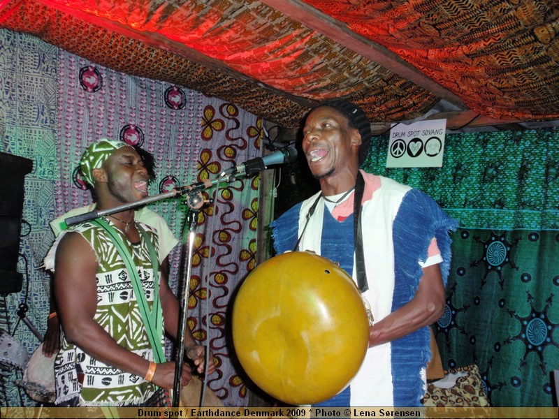 Drum spot / Earthdance Denmark 2009 * Photo � Lena S�rensen  P9260131.JPG