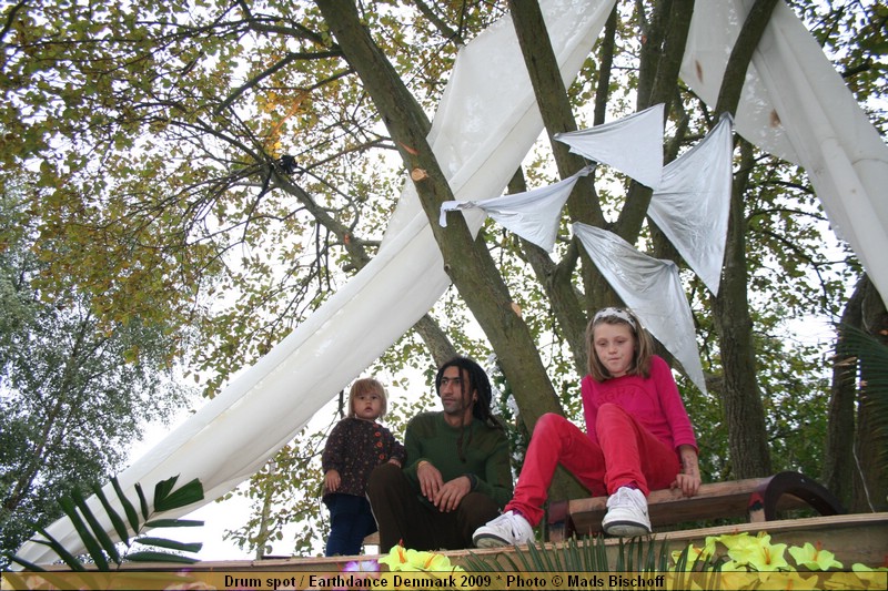 Drum spot / Earthdance Denmark 2009 * Photo � Mads Bischoff  IMG_6232.JPG