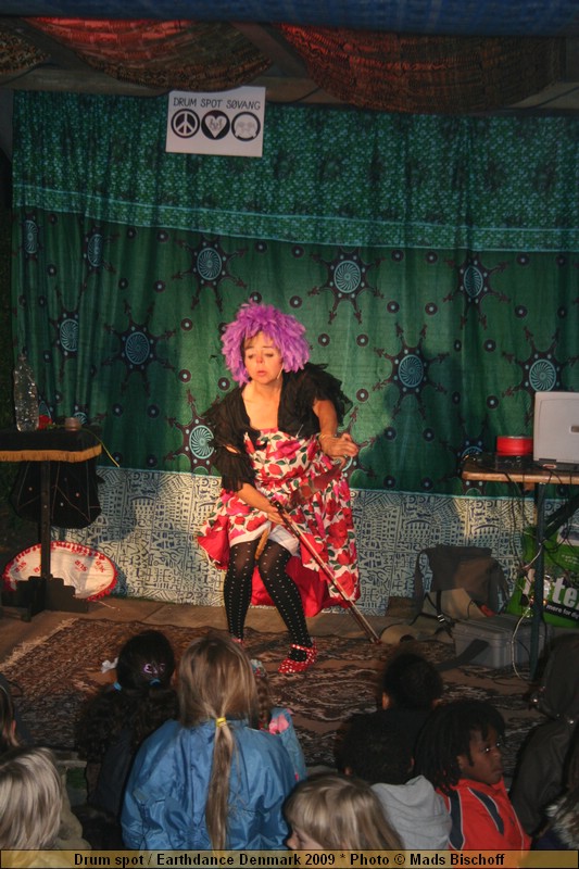 Drum spot / Earthdance Denmark 2009 * Photo � Mads Bischoff  IMG_6446.JPG