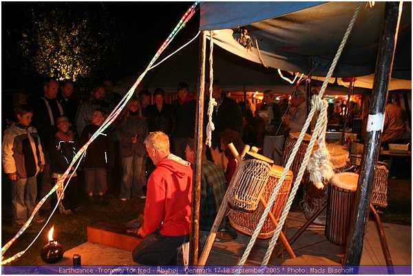 Earthdance -Trommer for fred - �byh�j - Denmark 17-18 september 2005. IMG_9519.JPG