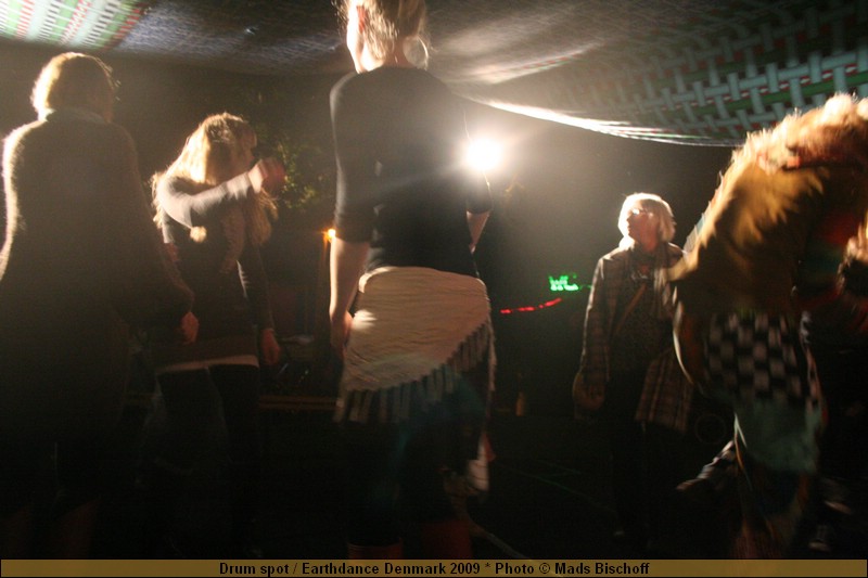 Drum spot / Earthdance Denmark 2009 * Photo � Mads Bischoff  IMG_6487.JPG
