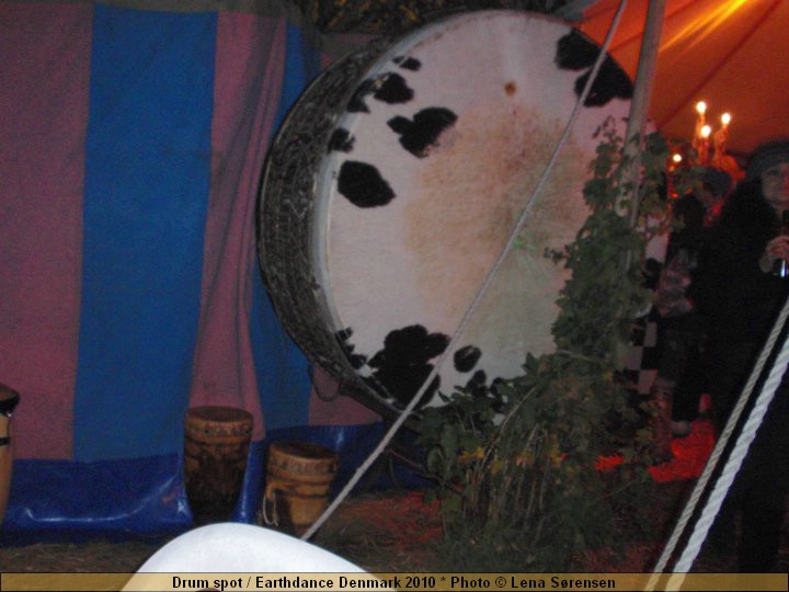 Drum spot / Earthdance Denmark 2010 * Photo � Lena S�rensen  63830_1518812445201_1081226852_31479373_1781893_n.jpg