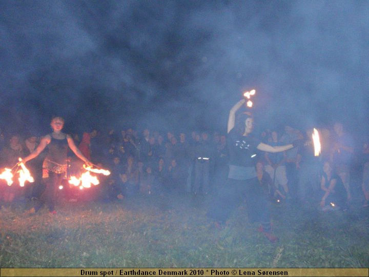 Drum spot / Earthdance Denmark 2010 * Photo � Lena S�rensen  63830_1518813405225_1081226852_31479397_8126357_n.jpg