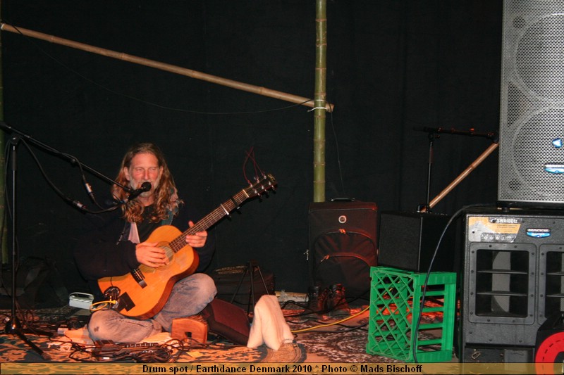 Drum spot / Earthdance Denmark 2010 * Photo � Mads Bischoff  IMG_0627.JPG