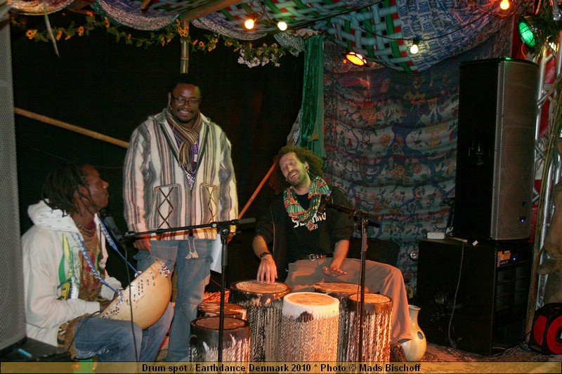 Drum spot / Earthdance Denmark 2010 * Photo � Mads Bischoff  IMG_0652.JPG