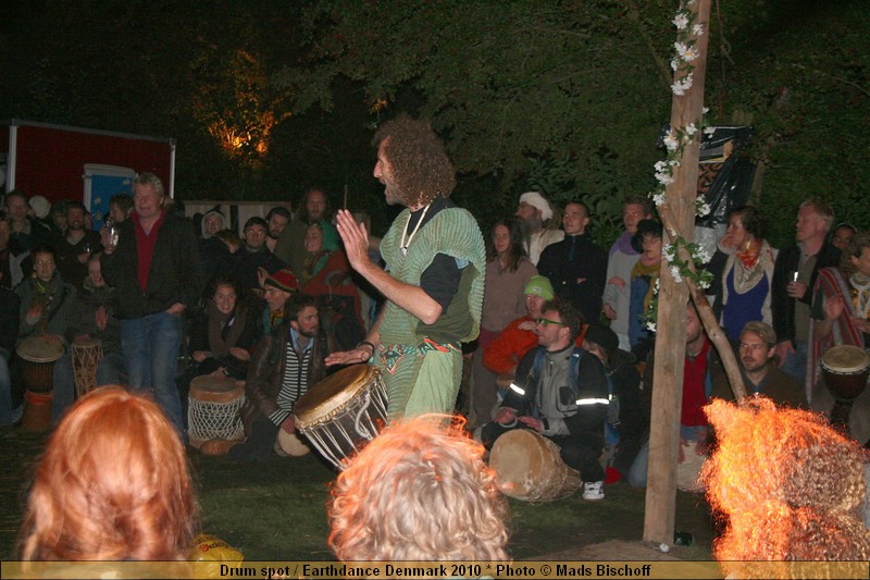 Drum spot / Earthdance Denmark 2010 * Photo � Mads Bischoff  IMG_0735.JPG