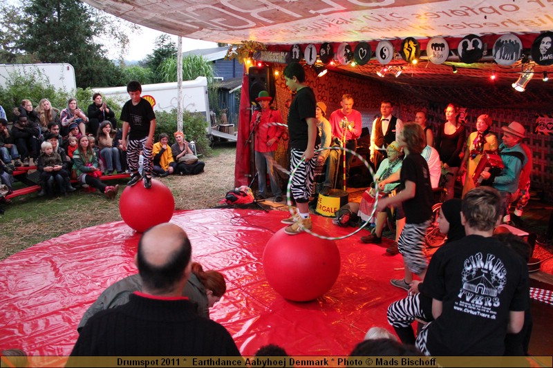 Drumspot 2011 *  Earthdance Aabyhoej Denmark * Photo � Mads Bischoff  IMG_3239.JPG