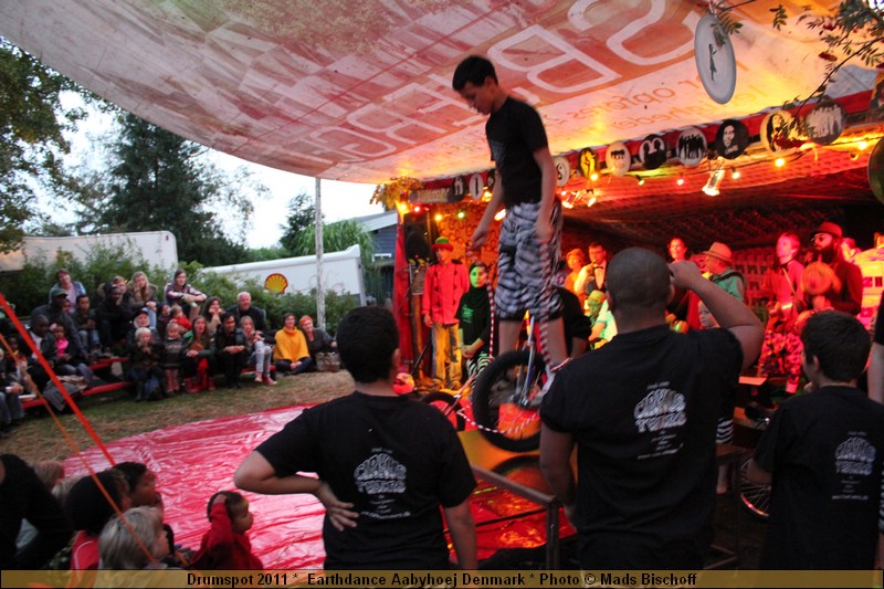 Drumspot 2011 *  Earthdance Aabyhoej Denmark * Photo � Mads Bischoff  IMG_3253.JPG