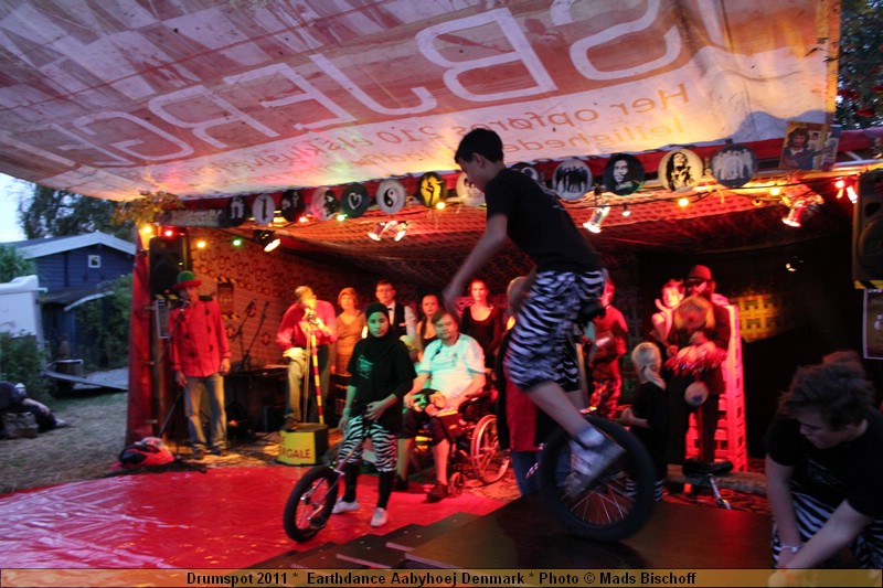 Drumspot 2011 *  Earthdance Aabyhoej Denmark * Photo � Mads Bischoff  IMG_3254.JPG