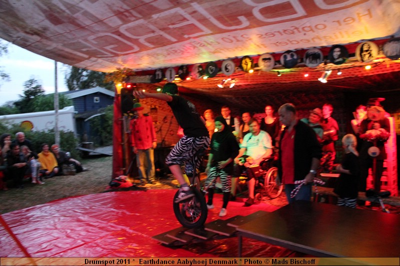 Drumspot 2011 *  Earthdance Aabyhoej Denmark * Photo � Mads Bischoff  IMG_3255.JPG