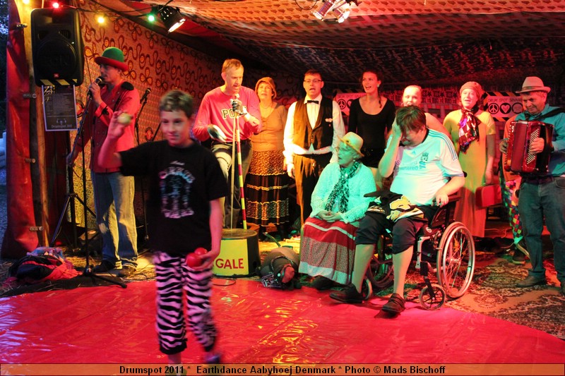 Drumspot 2011 *  Earthdance Aabyhoej Denmark * Photo � Mads Bischoff  IMG_3271.JPG