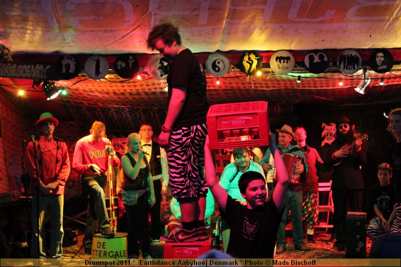 Drumspot 2011 *  Earthdance Aabyhoej Denmark * Photo � Mads Bischoff  IMG_3287.JPG