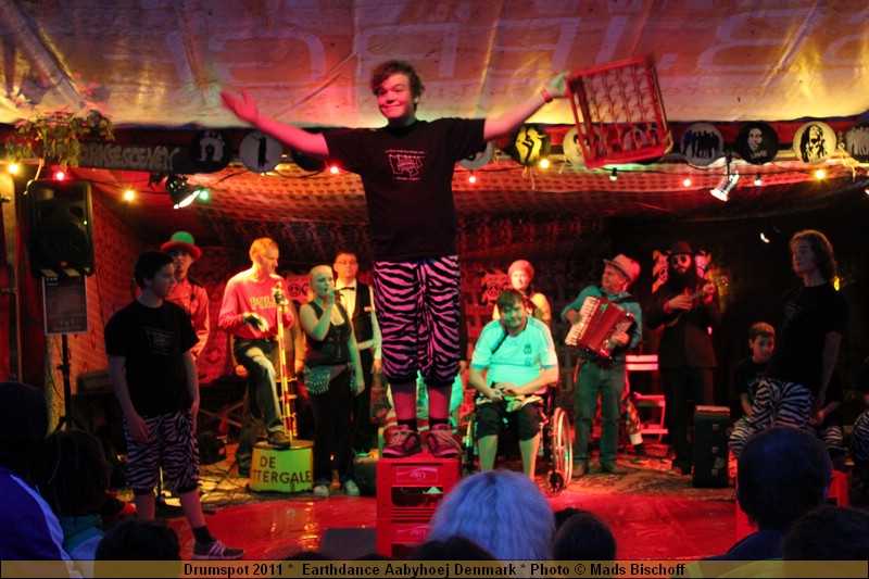 Drumspot 2011 *  Earthdance Aabyhoej Denmark * Photo � Mads Bischoff  IMG_3289.JPG
