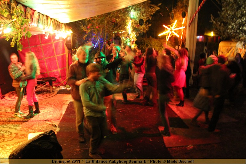 Drumspot 2011 *  Earthdance Aabyhoej Denmark * Photo � Mads Bischoff  IMG_3465.JPG